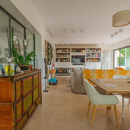 アパート Orangerie 200 Sqm 4br Luxury In